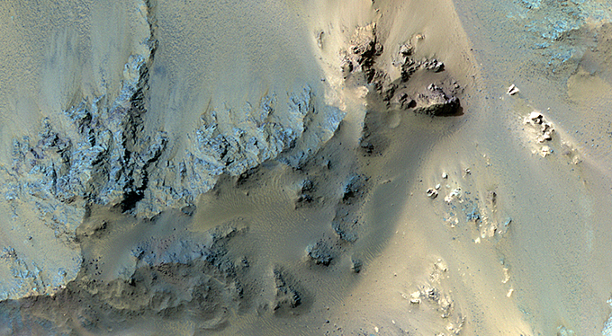 Bedrock in the Central Peaks of Hale Crater