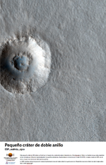 Pequeño cráter de doble anillo