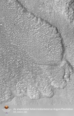 Az alapkőzetet feltáró kráterbelső az Argyre Planitiában