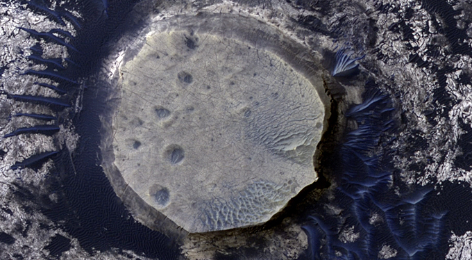 Dunes and Inverted Craters in Arabia Terra