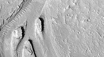 Canal desbordado en Athabasca Vallis