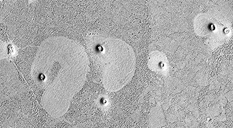 Strange Cones and Flows