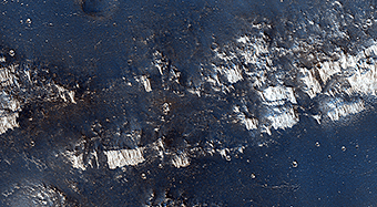 Higher Terrain between Sinai and Solis Plana