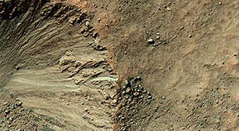 Ένας Κρατήρας στο Τοίχωμα ενός Κρατήρα