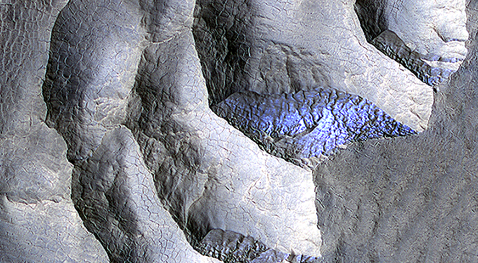 Icy Cliffs on Mars