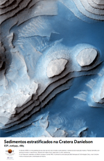 Sedimentos estratificados na Cratera Danielson 